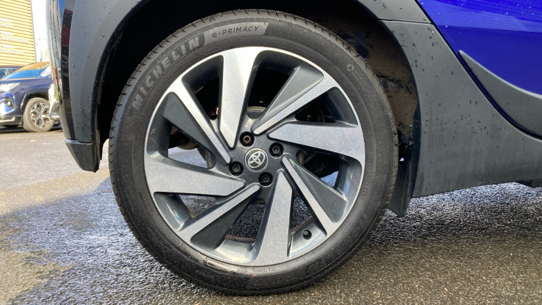 Toyota Aygo X 1.0 VVT-i Edge 5dr Petrol Hatchback